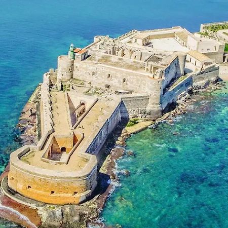 Independent Room Near Ortigia Island Syracuse Екстер'єр фото
